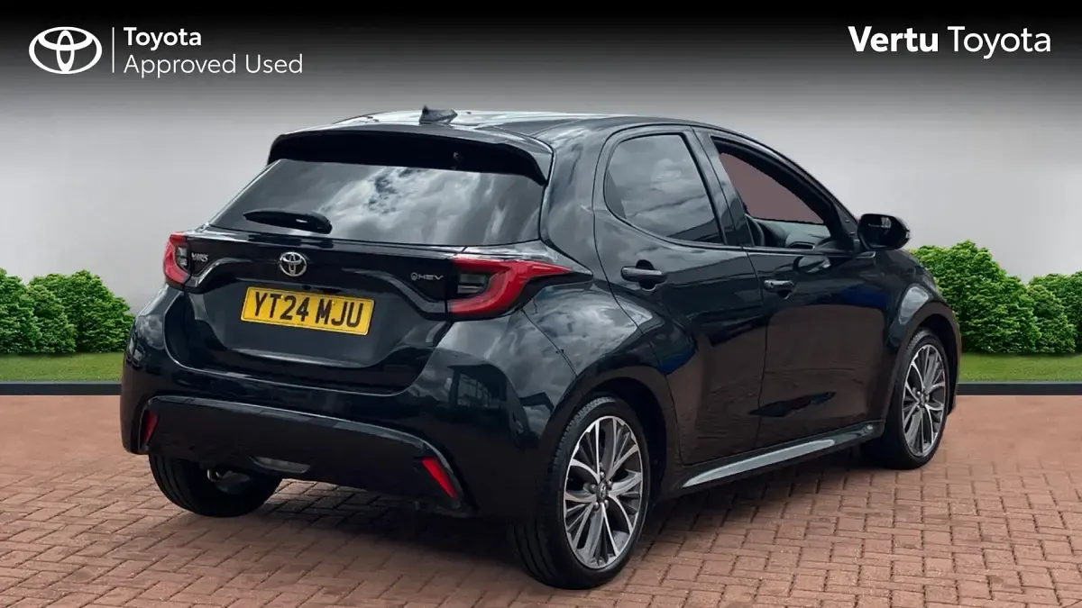 Used Toyota Yaris 116 HP (85 kW) 2024 Black Hatchback