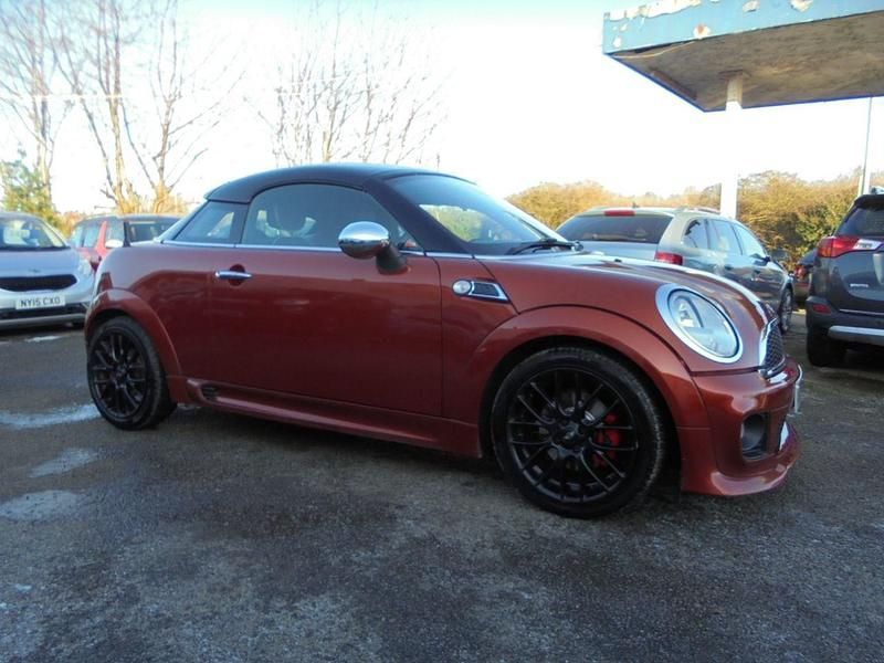 Used Mini Cooper Coupé 122 HP (89 kW) 2013 Orange Coupe