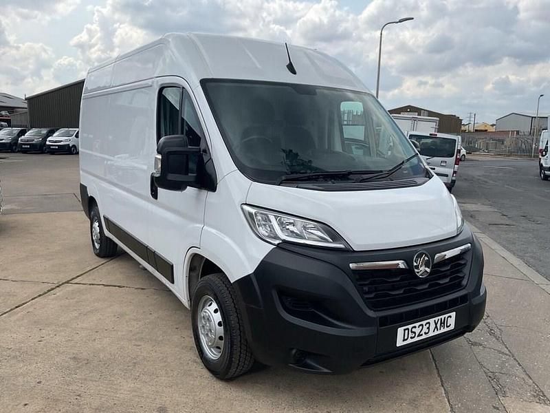 White Used 2023 Vauxhall Movano S Van | £17,995 (Good price) - Image 1/4