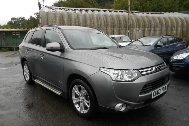 Used 2013 Mitsubishi Outlander SUV | £6,995 (Expensive) - Image 1/1