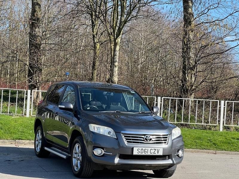 Used Toyota RAV4 2011 Grey SUV