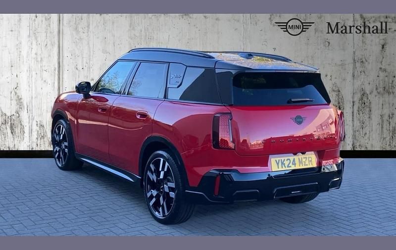 Used Mini Countryman Sport 218 HP (160 kW) 2024 Red SUV