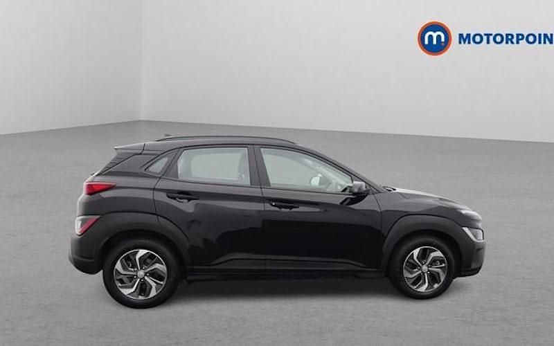 Black Used 2022 Hyundai Kona SE SUV | £15,299 (Good price) - Image 1/4