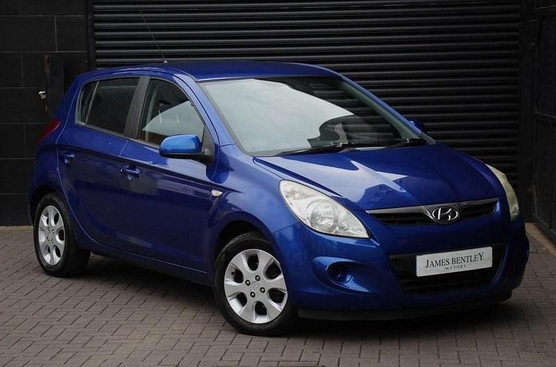 Blue Used 2009 Hyundai i20 Comfort Hatchback | £1,990 (Good price) - Image 1/4