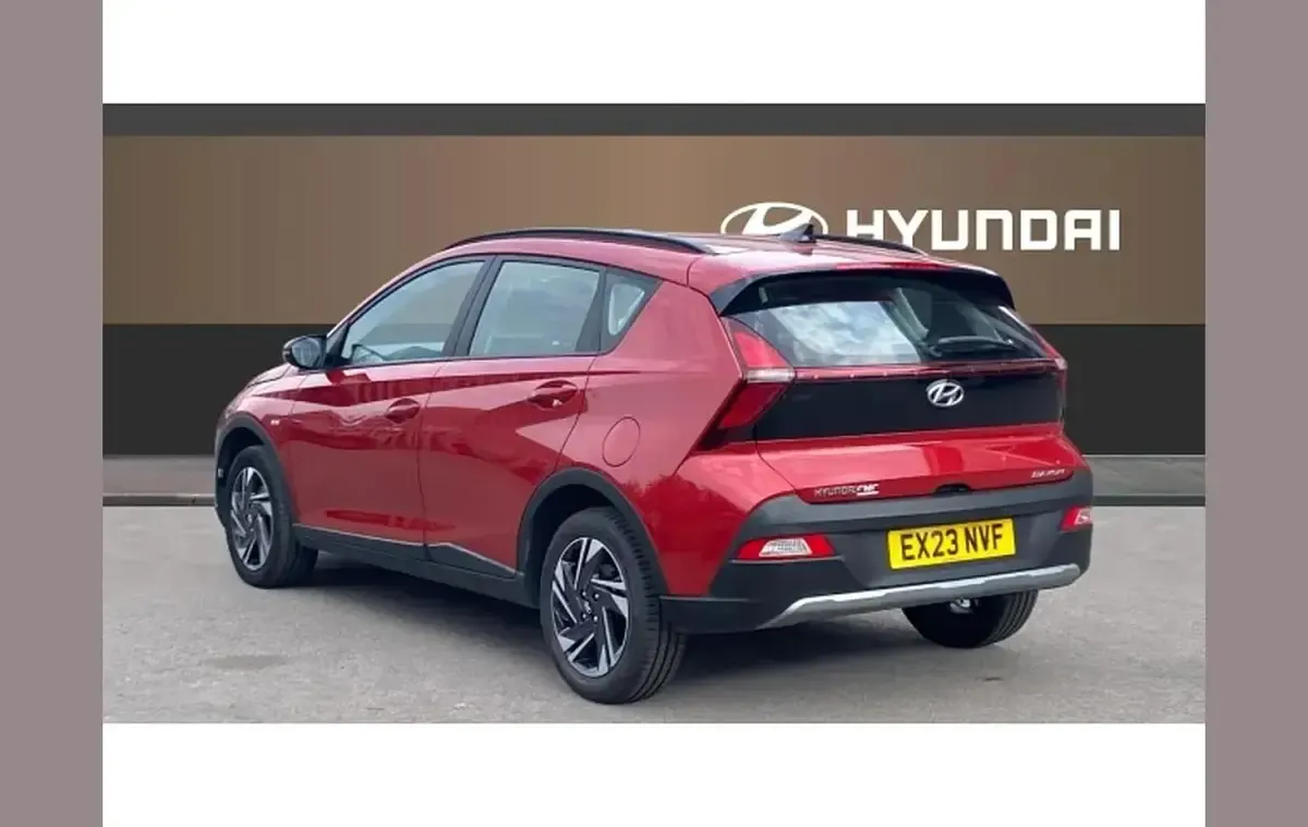 Used Hyundai Bayon SE 100 HP (73 kW) 2023 Red SUV