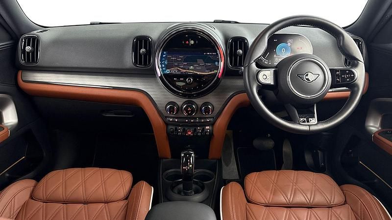 Used Mini Cooper Countryman Exclusive 134 HP (98 kW) 2023 Green SUV