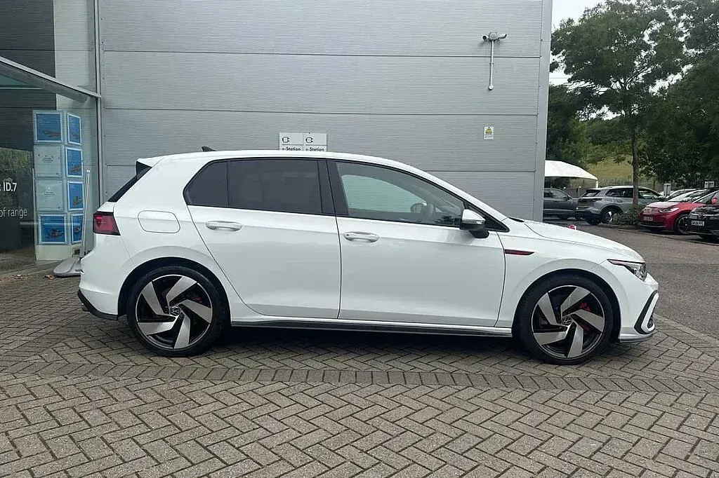 Used VW Golf VIII 245 HP (180 kW) 2023