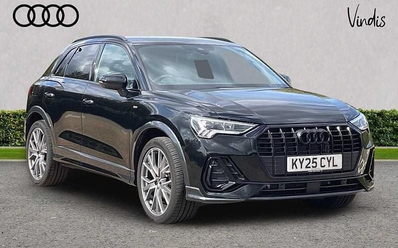 Used 2025 Audi Q3 Black Edition SUV | £34,413 (Fair price) - Image 1/4