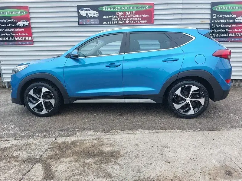 Used Hyundai Tucson Premium 2017 Blue SUV