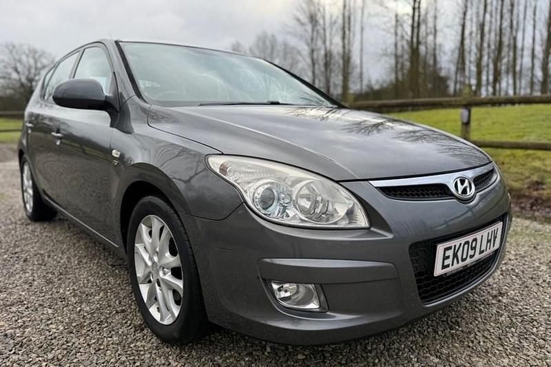 Used Hyundai i30 Style 115 HP (84 kW) 2009 Grey Hatchback