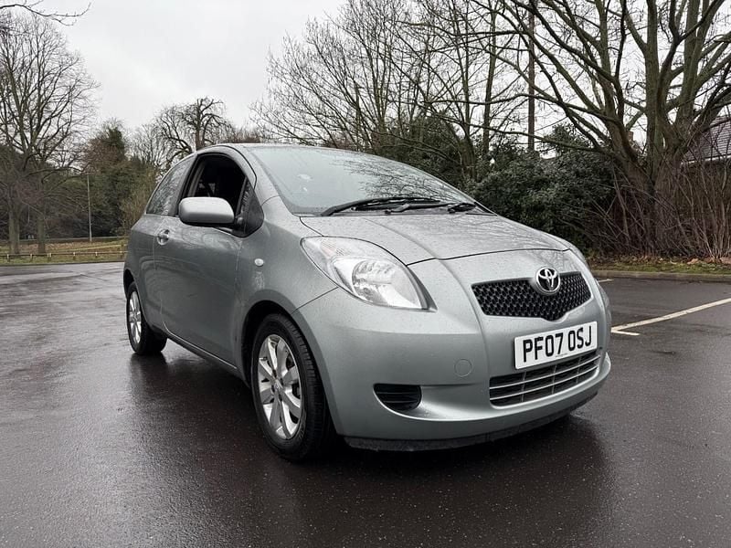 Used Toyota Yaris 2007 Silver Hatchback