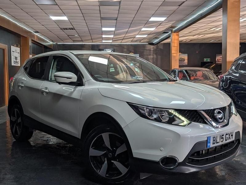 Used Nissan Qashqai N-TEC 115 HP (84 kW) 2015 White SUV