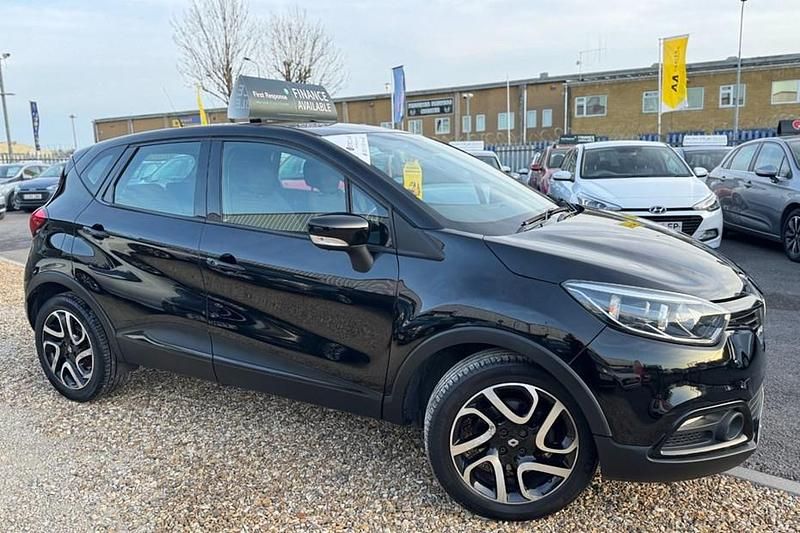 Black Used 2016 Renault Captur Dynamique SUV | £5,495 (Fair price) - Image 1/1