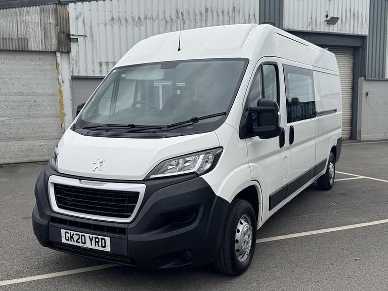 Used Peugeot Boxer Business-Line 130 HP (95 kW) 2020 White Van