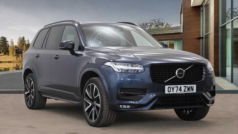 Used 2025 Volvo XC90 Plus SUV | £48,495 (Good price) - Image 1/4
