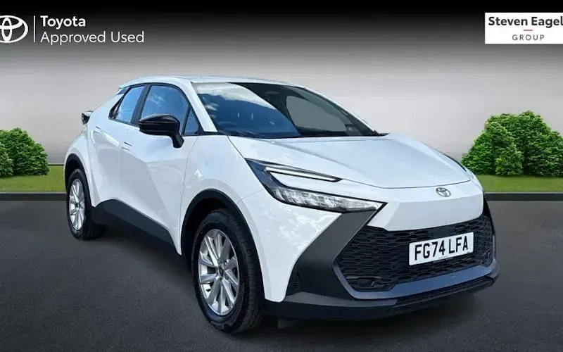 Second-hand Toyota C-HR 140 CP (102 kW) 2026 SUV