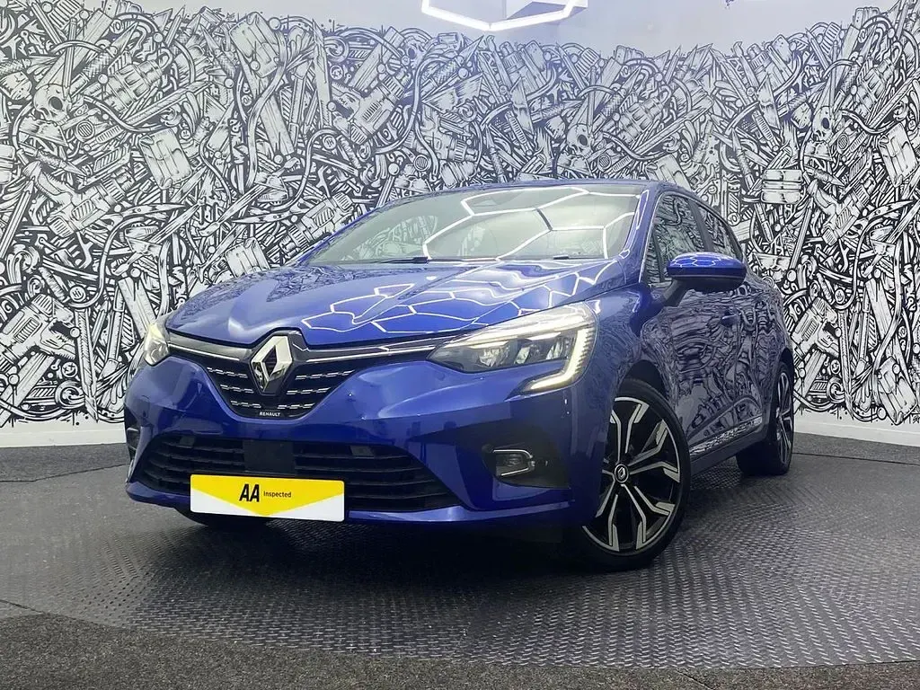 Used Renault Clio V Version S 140 HP (102 kW) 2022 Blue Hatchback