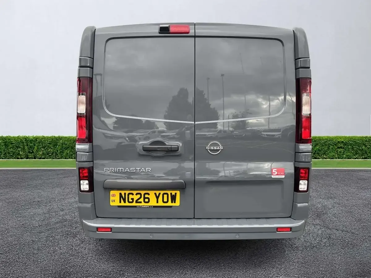 New Nissan Primastar Tekna 150 HP (110 kW) 2026 Urban grey MPV