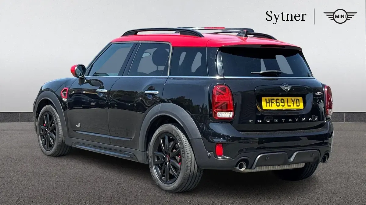 Used Mini John Cooper Works Countryman 302 HP (222 kW) 2019 Black SUV