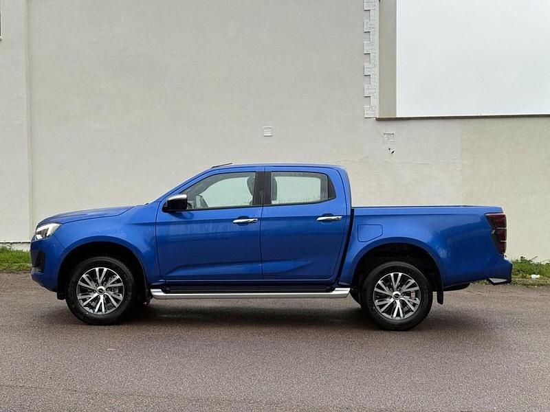 Novo Isuzu D-Max 163 HP (119 kW) 2025 Azul Pickup