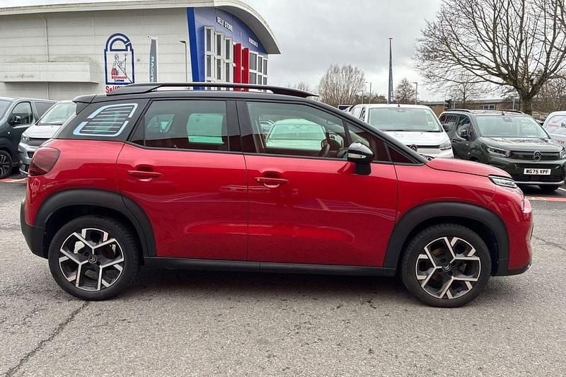 Used Citroën C3 Aircross Shine 108 HP (79 kW) 2022 Red SUV