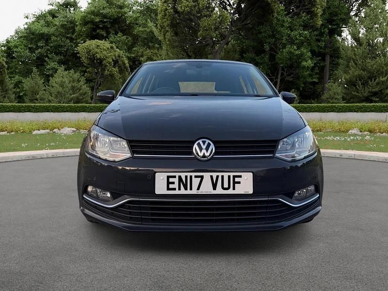 Begagnad VW Polo Edition 90 HK (66 kW) 2017 Grå Halvkombi