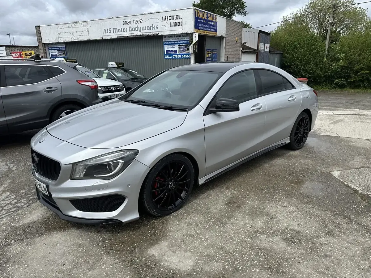 Begagnad Mercedes CLA180 AMG 122 HK (89 kW) 2013 Silver Sedan
