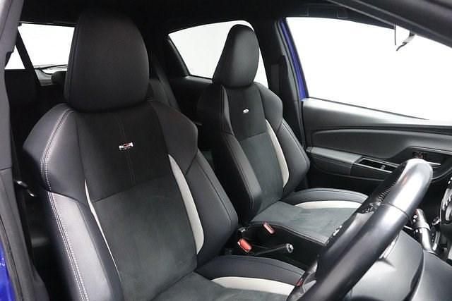 Used Toyota Yaris Sport 100 HP (73 kW) 2019 Hatchback