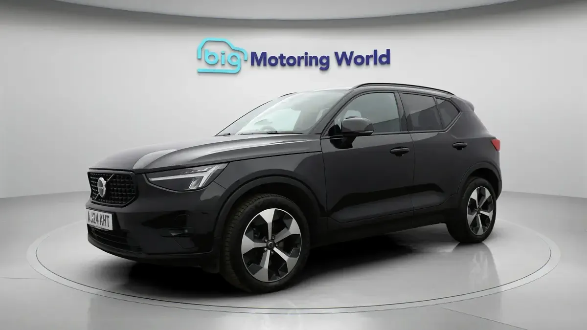 Used Volvo XC40 Plus 161 HP (118 kW) 2024 SUV