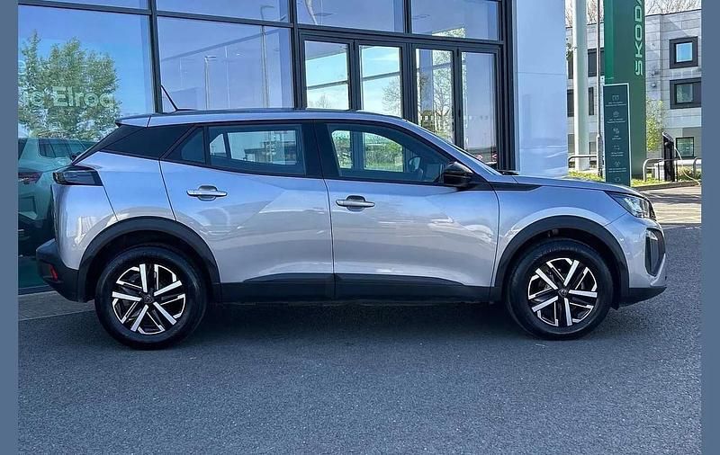 Used Peugeot 2008 Active 100 HP (73 kW) 2024 Grey SUV