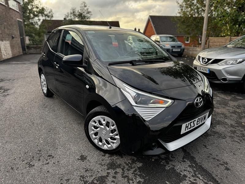 Black Used 2019 Toyota Aygo X-play Hatchback | £5,795 (Super price) - Image 1/4