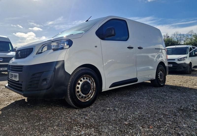 Used Peugeot Expert 2018 White Van