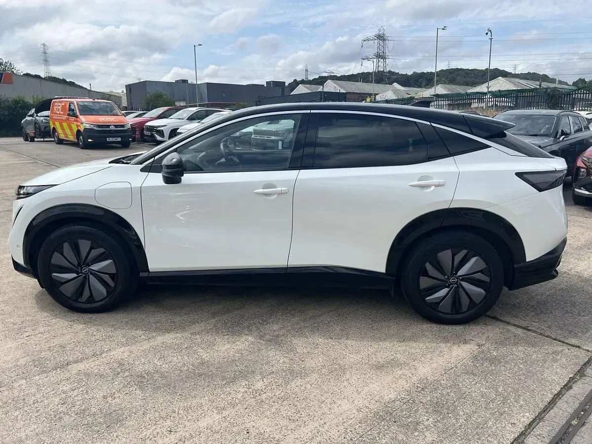 Used Nissan Ariya Evolve 175 kW (239 HP) 2023 White SUV