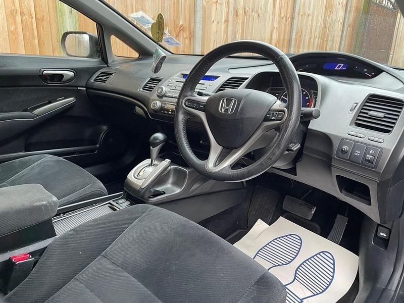 Used Honda Civic Hybrid 93 HP (68 kW) 2009 Black Sedan