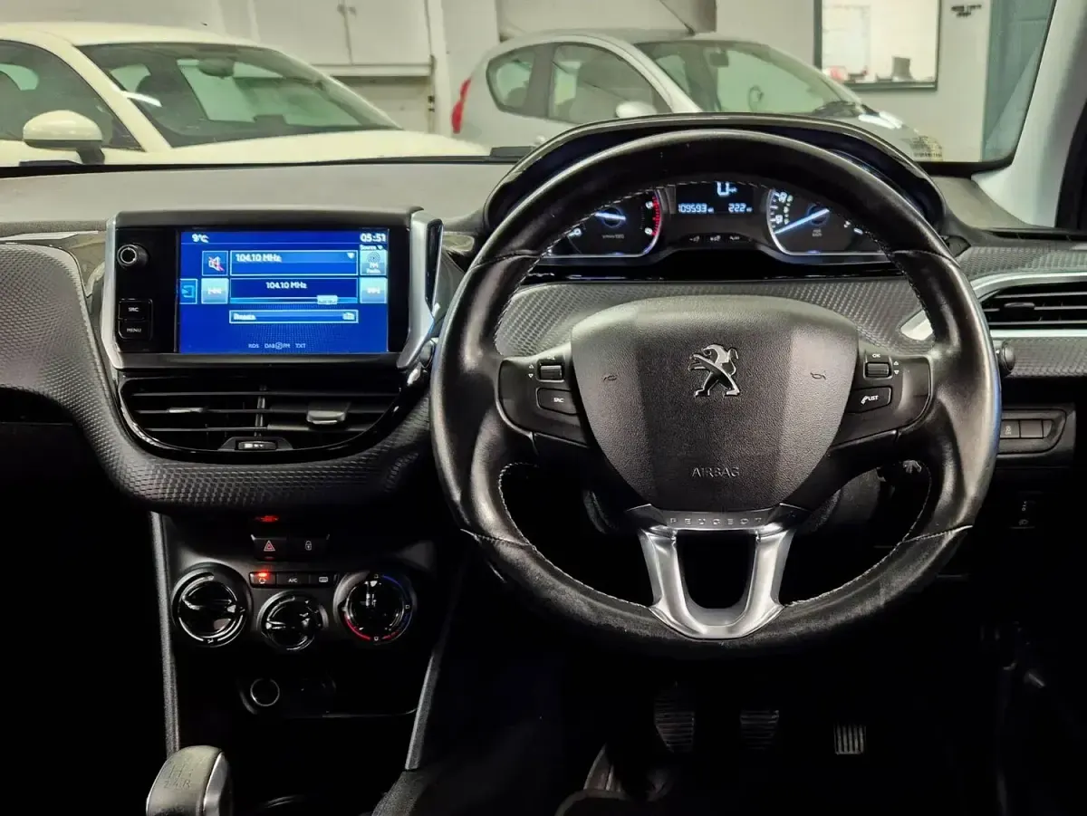 Used Peugeot 208 Allure 2016 Black Hatchback