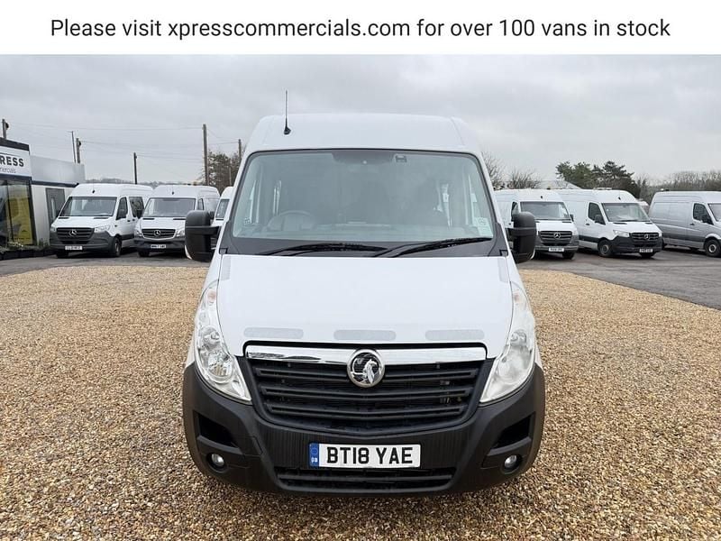 Used Vauxhall Movano 130 HP (95 kW) 2018 White MPV