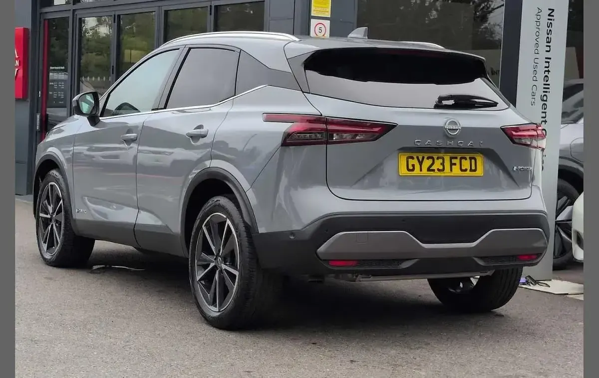 Used Nissan Qashqai Tekna 190 HP (139 kW) 2023 Grey SUV