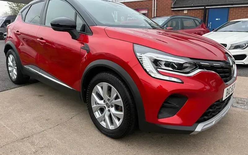 Used Renault Captur Iconic 131 HP (96 kW) 2020 SUV