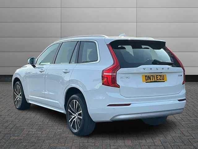 Used Volvo XC90 Momentum 232 HP (170 kW) 2022 SUV