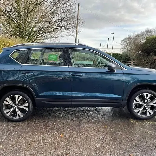 Begagnad Seat Ateca SE Technology 2022 Blå SUV