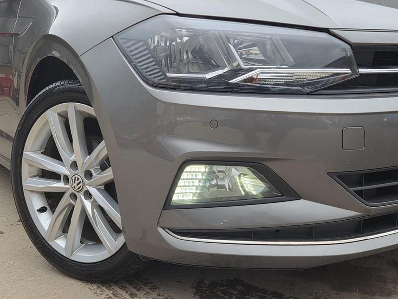 Used VW Polo SEL 95 HP (69 kW) 2018 Grey Hatchback