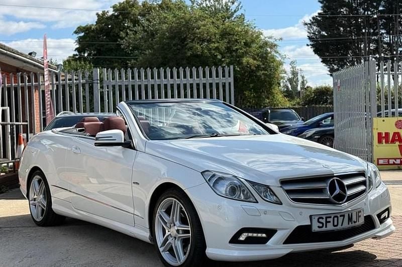 White Used 2011 Mercedes E350 Cabriolet | £6,495 (Fair price) - Image 1/1
