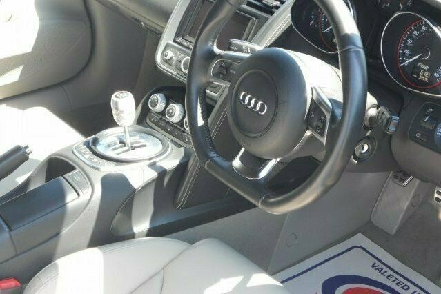 Begagnad Audi R8 Coupé 2009 Sportkupé