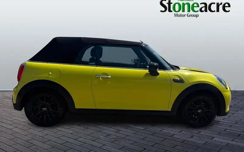Used Mini Cooper Cabriolet Classic 136 HP (100 kW) 2020 Yellow Cabriolet