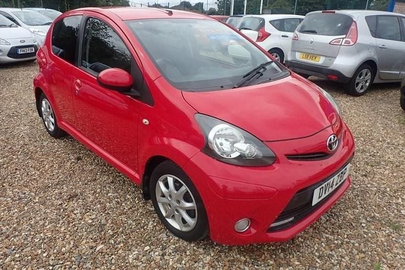 Red Used 2014 Toyota Aygo Hatchback | £4,495 (Good price) - Image 1/1