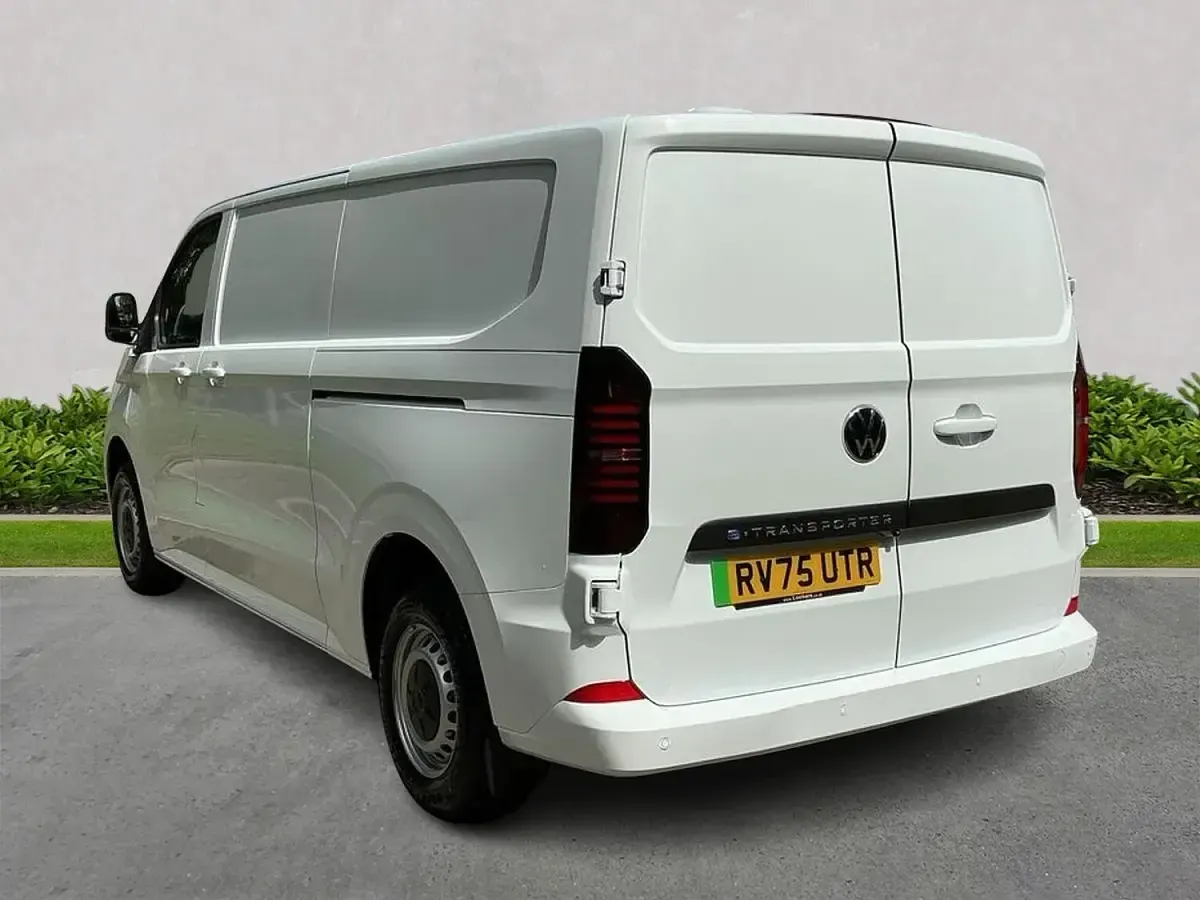 New VW T7 Pro 100 kW (136 HP) 2025 White Van