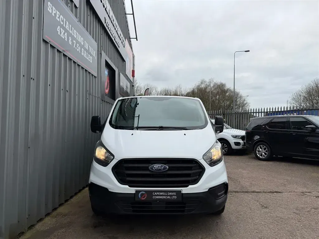 Used Ford Transit Custom 2021 White