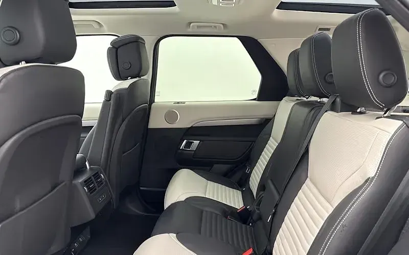 Used Land Rover Discovery 5 HSE Dynamic 349 HP (256 kW) 2025 SUV