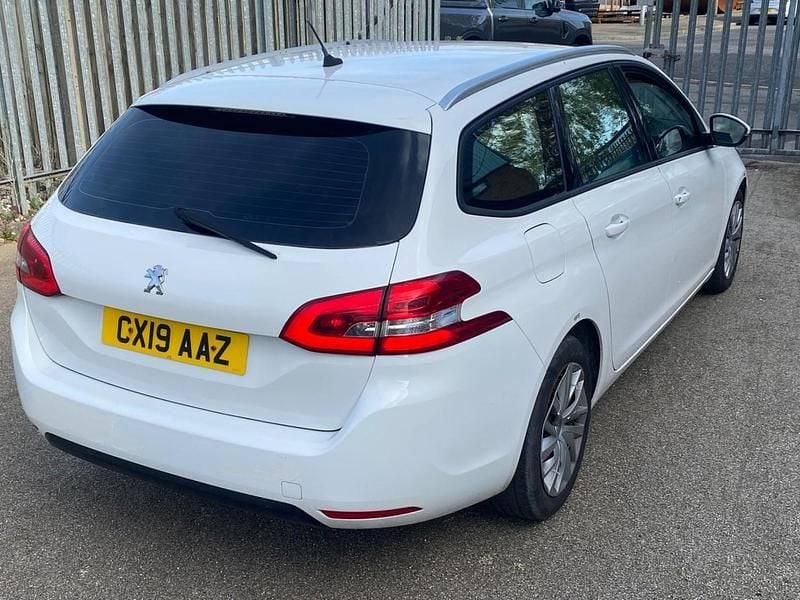 Used Peugeot 308 Access 2019 White Estate