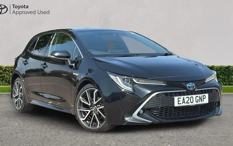 Used Toyota Corolla 122 HP (89 kW) 2020 Hatchback